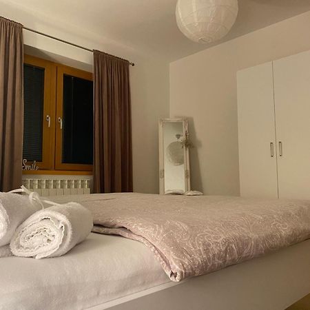 Route 68 Apartment Sarajevo Bagian luar foto