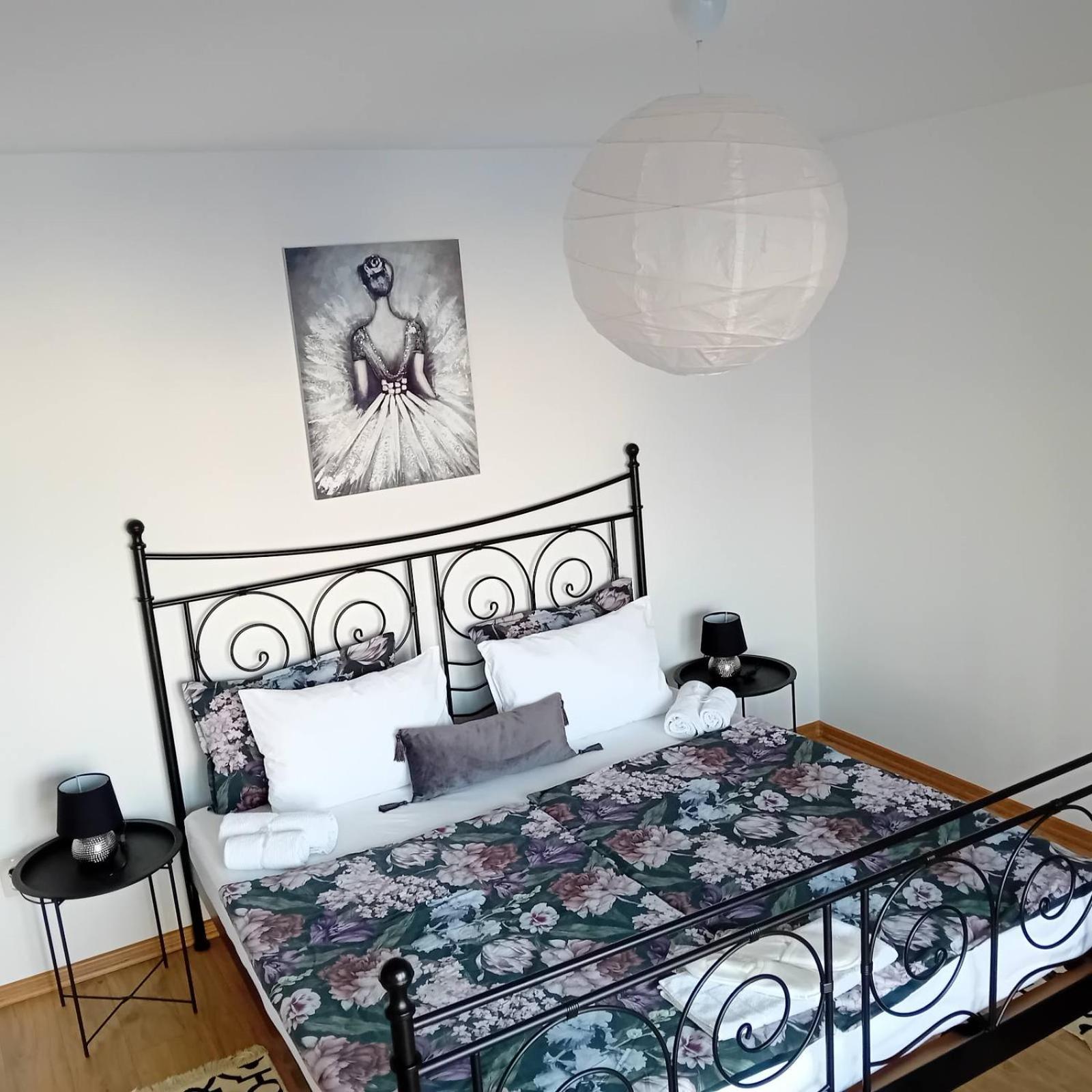 Route 68 Apartment Sarajevo Bagian luar foto